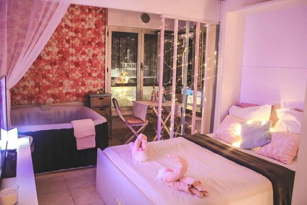 Shly Suite Et Spa Agde Exterior photo